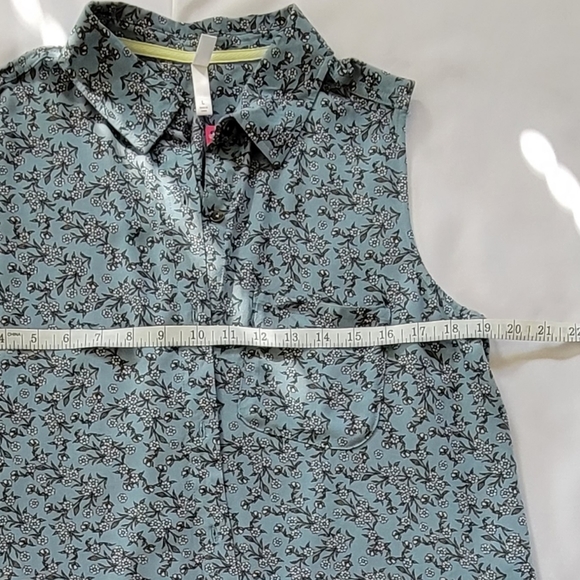 Xhilaration Woman's Crop Top - Picture 5 of 9